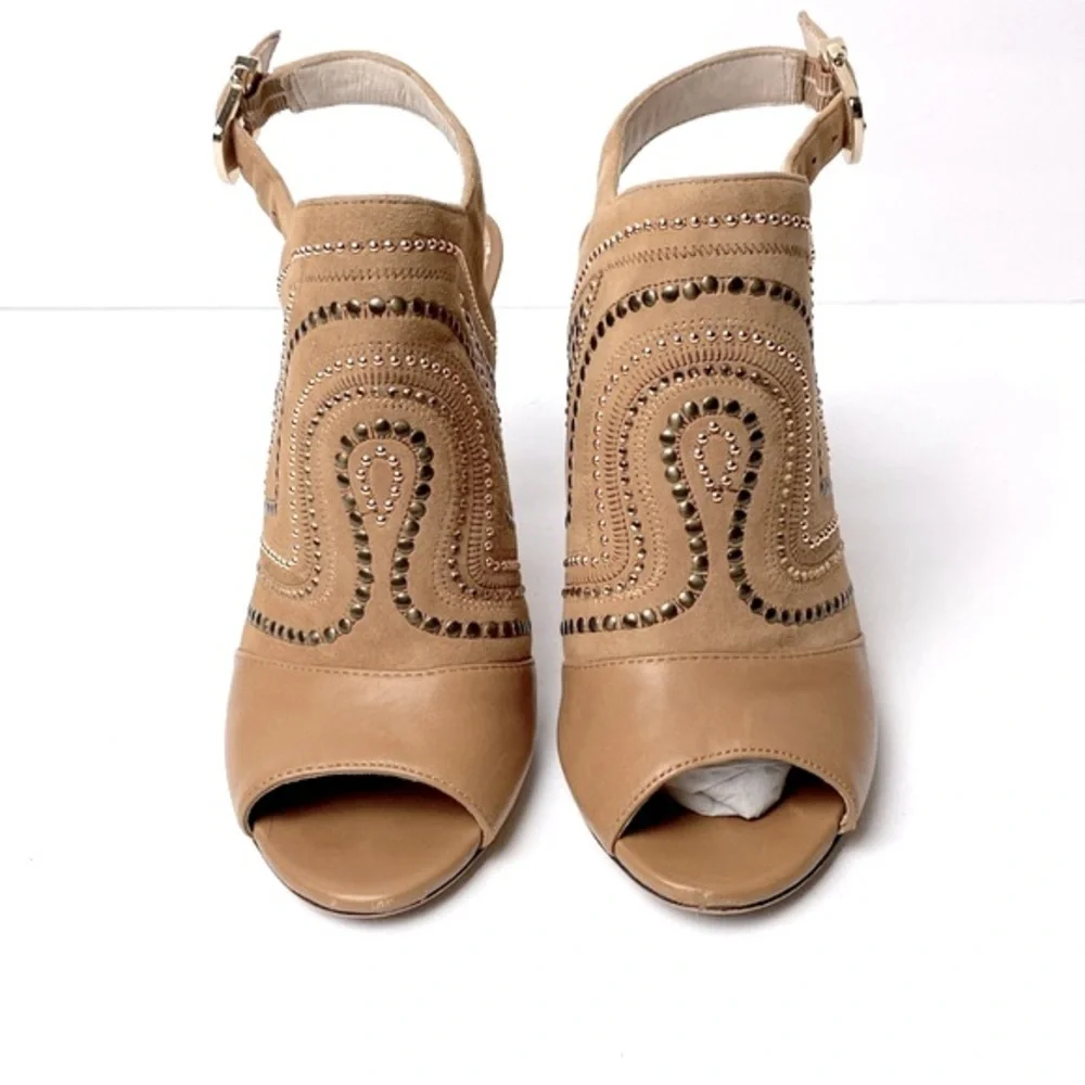 Vince Camuto Yolana Women’s Leather Tan Open Toe Slingback Studded Stiletto 7M - Picture 3 of 9